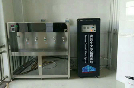 應用場景-中學直飲水機
